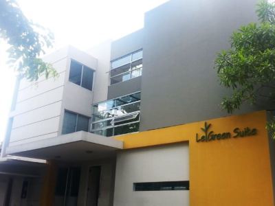 LeGreen Suite Tondano Jakarta Buitenkant foto