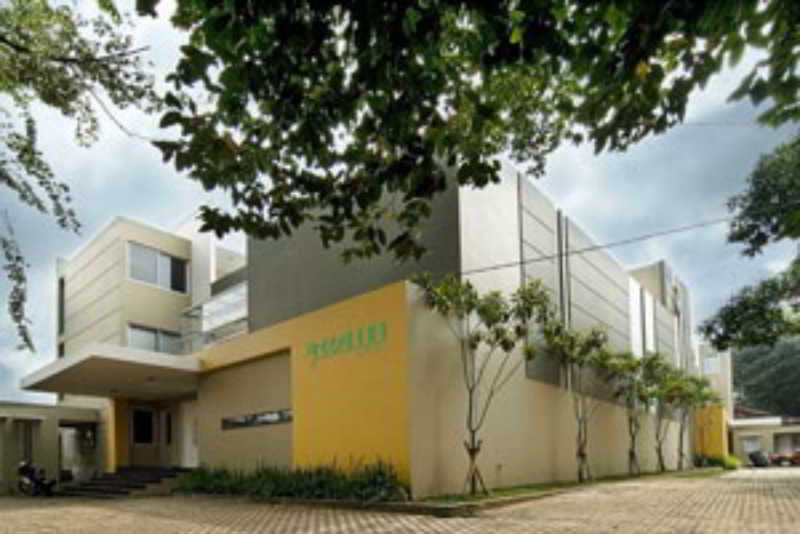 LeGreen Suite Tondano Jakarta Buitenkant foto